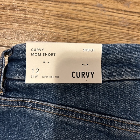 Curve love Jean shorts - Picture 3 of 3